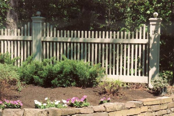 Cedar Victorian Picket Fencing